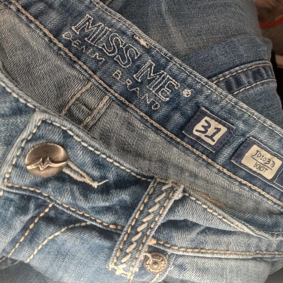 Miss Me JD1037B Women's Light Blue Cotton 5-Pockets Bootcut Jeans Size 31 - Picture 4 of 7